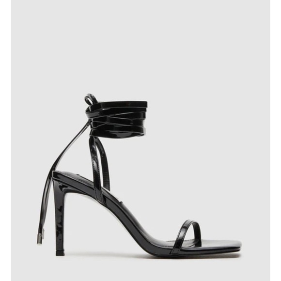NEW! Steve Madden Passionate Black Patent - Picture 1 of 11